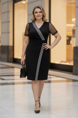 Gümüş Şerit Detaylı Kruvaze Siyah Elbise 