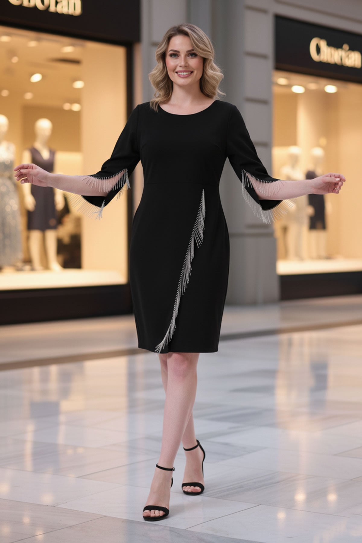 Zincir Detaylı Bisiklet Yaka Elbise